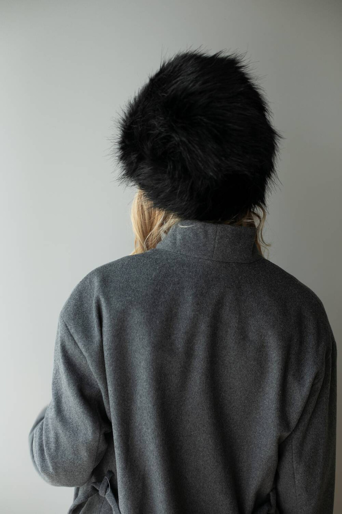 Faux-fur black fox hat, long-haired.