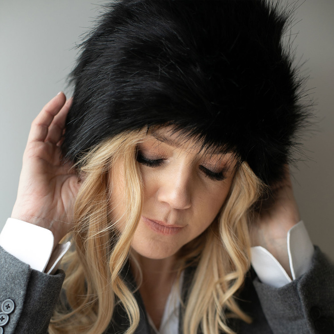 Faux-fur black fox hat, long-haired.