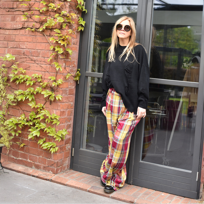 DOPAMINE DRESSING trousers with a check pattern NO.12