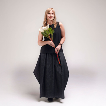 SPÓDNICA AWANGARDOWA Z GNIECONEJ, STRUKTURALNEJ BAWEŁNY, GRAFIT