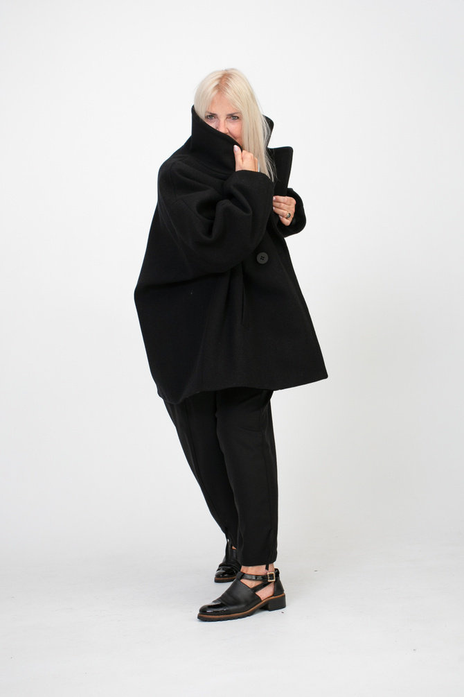 AWANGARDOWY MINIMALISTYCZNY PŁASZCZ PHILO 100% WEŁNA