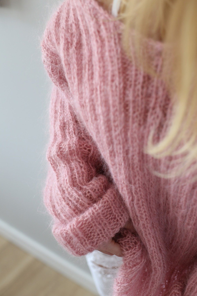 Mohair oversized sweater knitted by hand pink NO.301