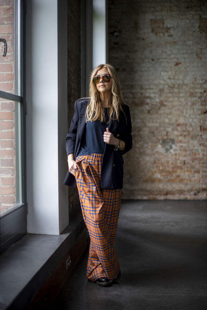 DOPAMINE DRESSING trousers with a check pattern NO.13